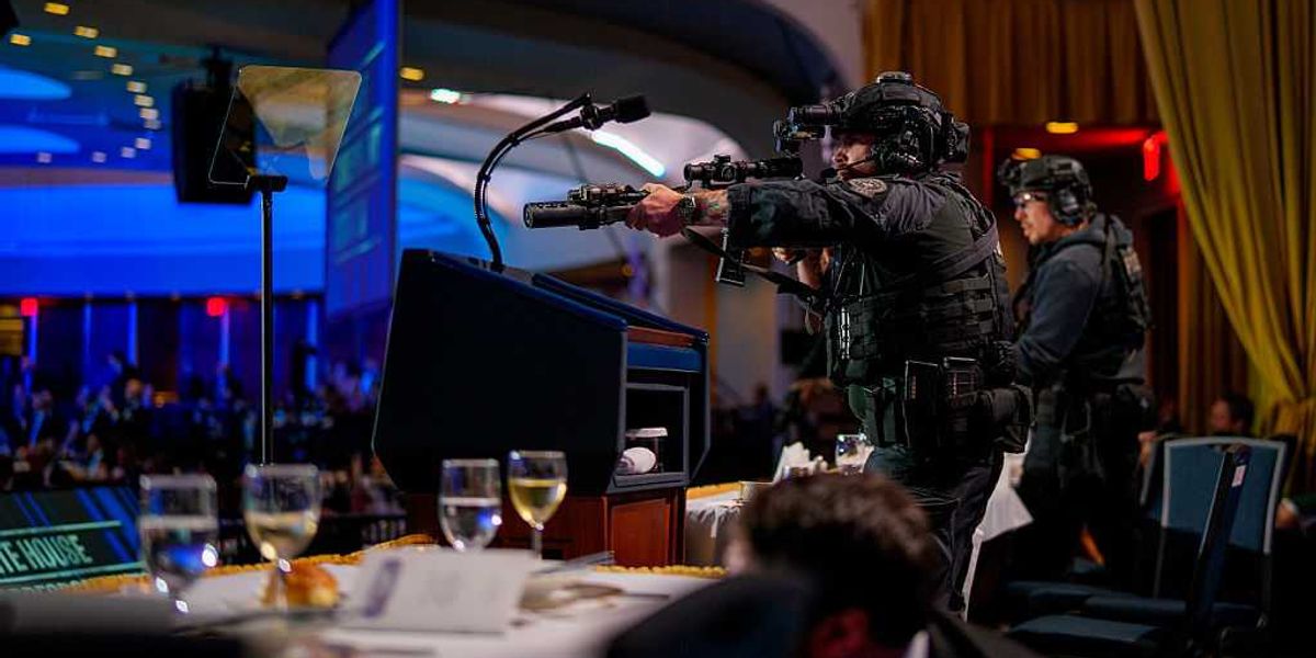 11 of the most shocking security breaches in US Secret Service history