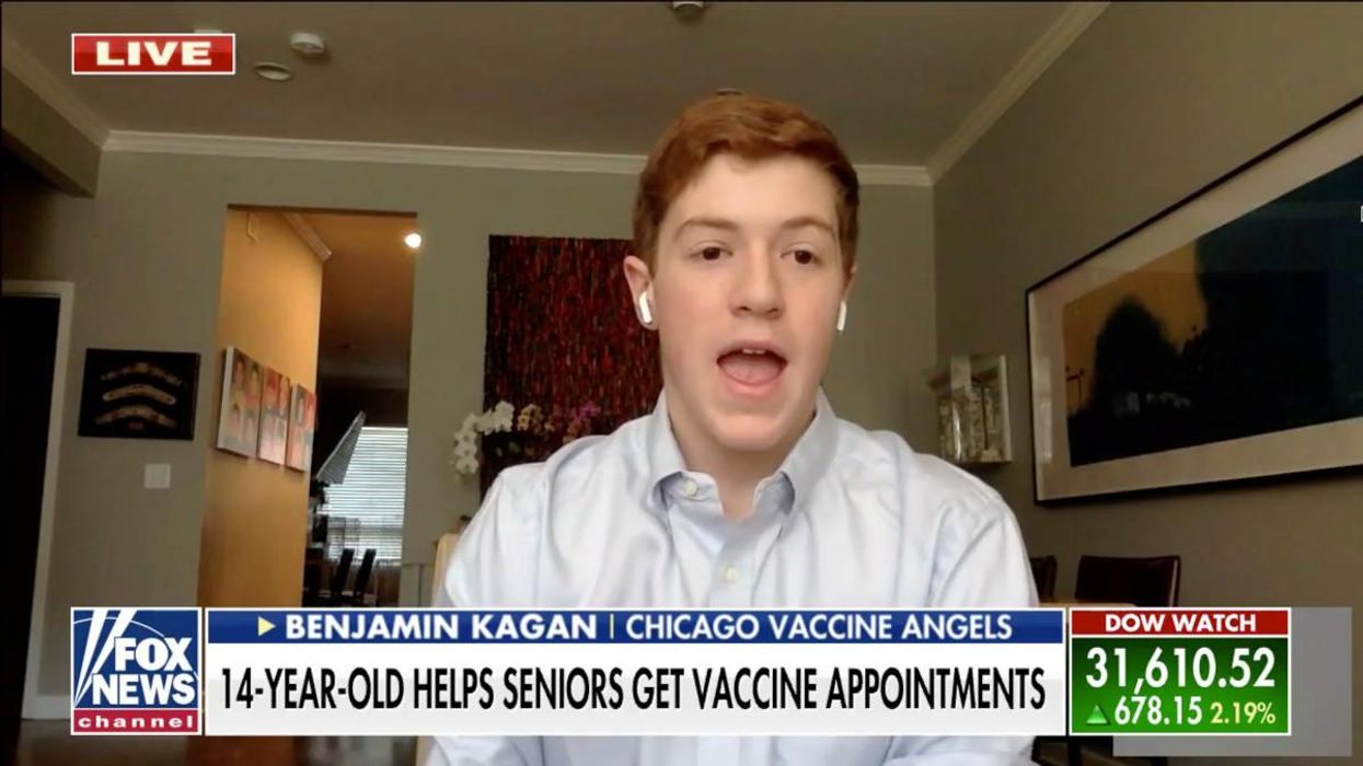 14-year-old Chicago teen founds volunteer group to help senior citizens get vaccine appointments
