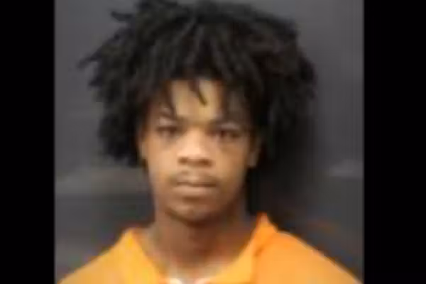 19-year-old thug who shot a dad defending his daughter from bullies is sentenced