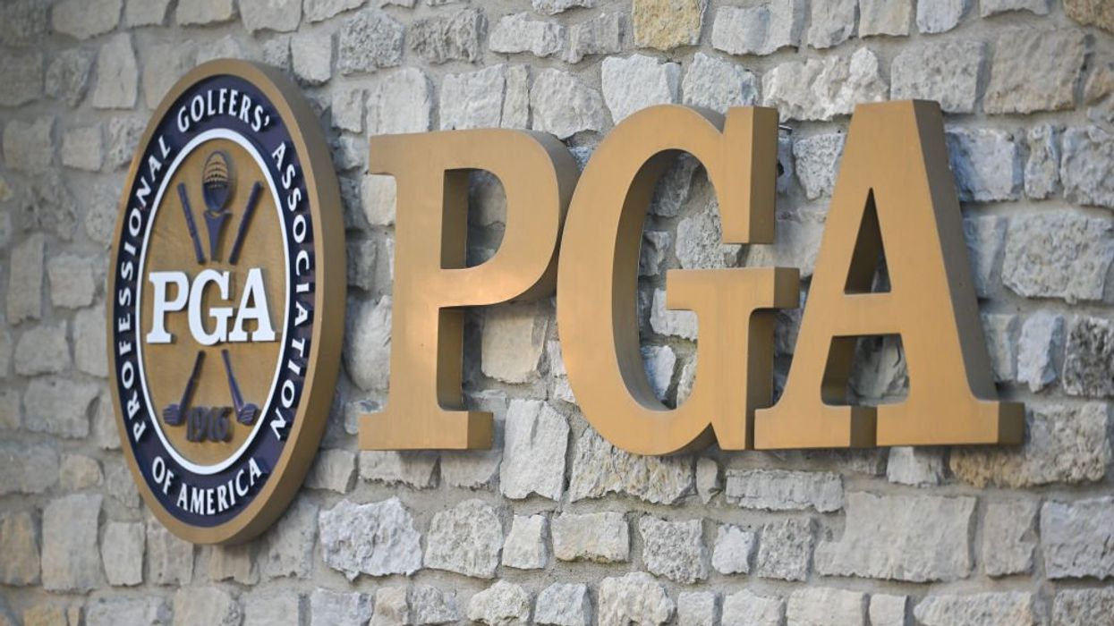 2 golfers sneak into PGA Tour event after clerical error allows them to skip prequalification