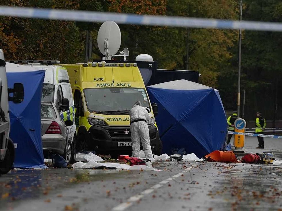 2 victims at the Manchester synagogue were shot, 1 of them fatally — but the attacker didn't have a gun