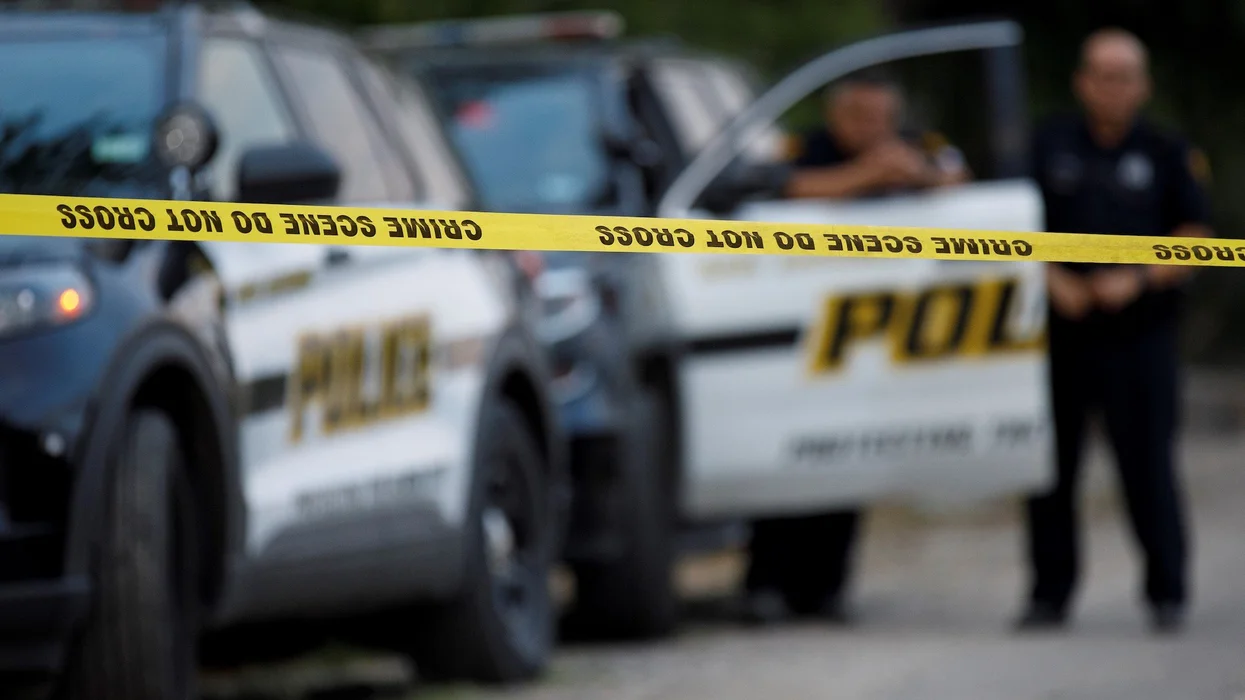 21-year-old congressional intern killed in triple shooting in Washington, DC 21-year-old congressional intern killed in triple shooting in Washington, DC