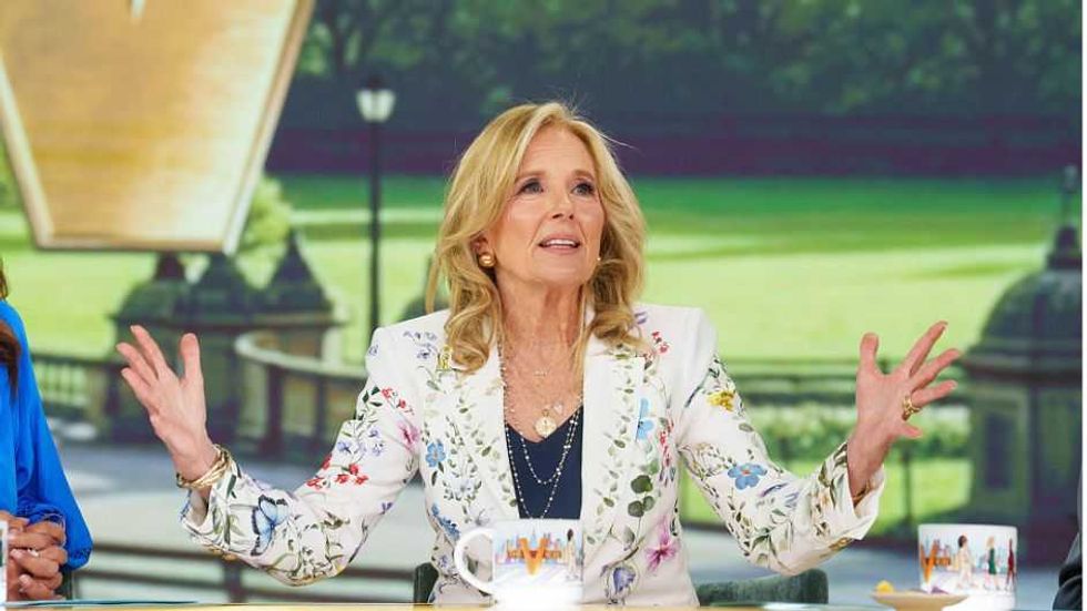 2,500 reasons 'The View' is pure leftist propaganda — and 1 reason the FCC should leave it alone anyway
