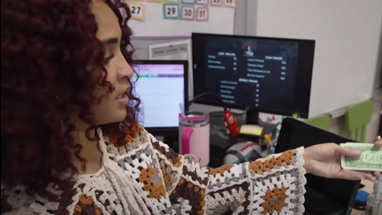 3rd-grade teacher goes viral for charging students rent for desks, fines for talking or missed homework
