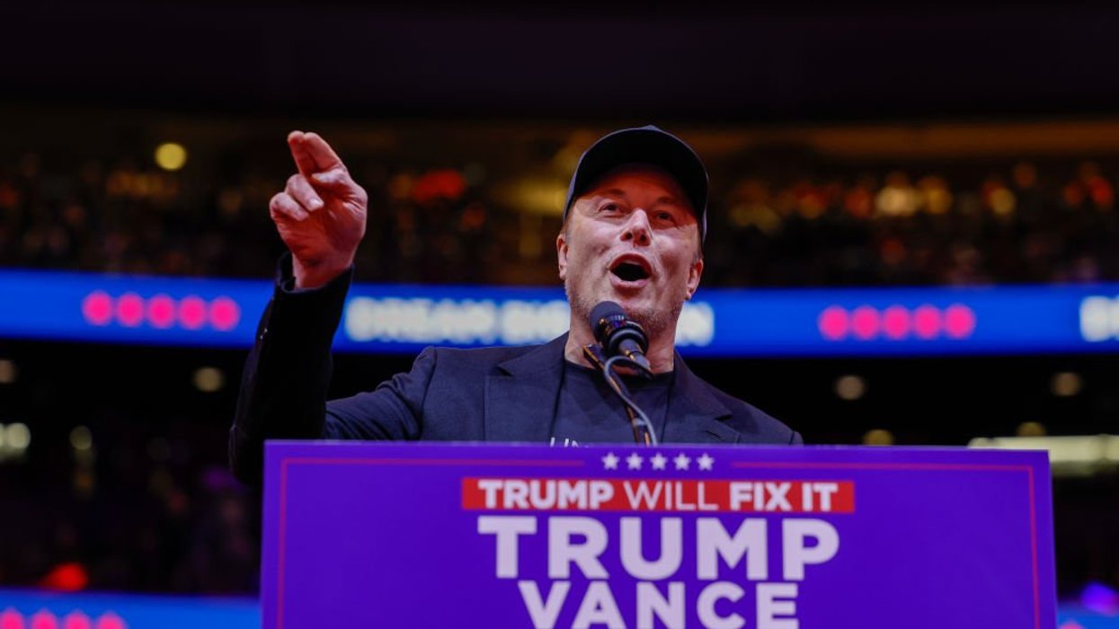 4 things Elon Musk told Joe Rogan before his 11th-hour Trump ...