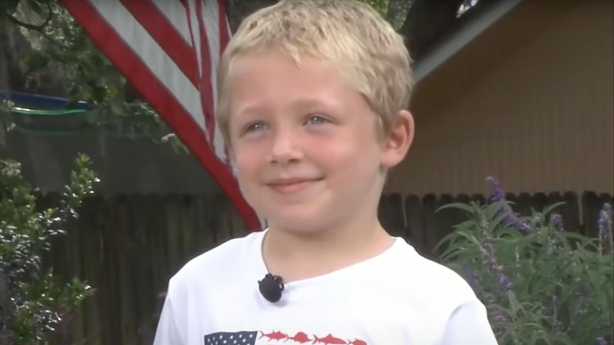 7-year-old hero swam for an hour to get help for his father and little sister, who were stranded by dangerous currents