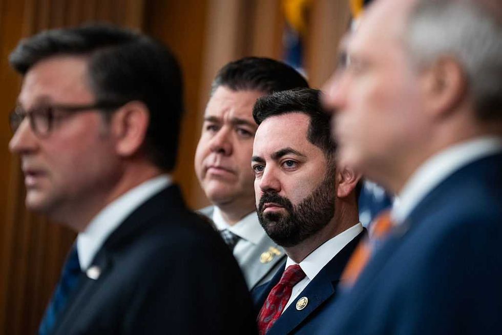 9 Republicans aid Democrats to advance Obamacare subsidies