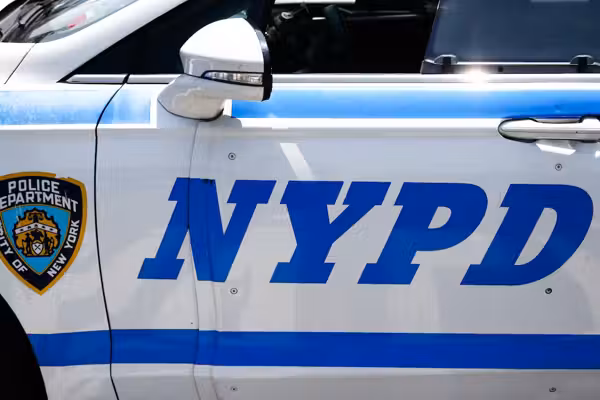 98-year-old man brutally beaten in his Brooklyn apartment building amid argument; police on hunt for female culprit
