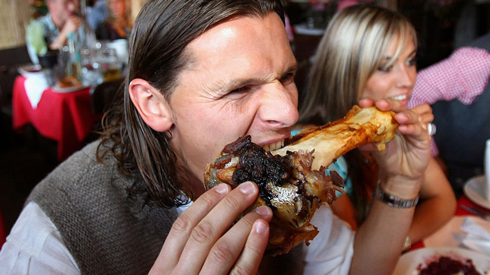 'A giant step back': Liberals rage against red meat after new food pyramid 