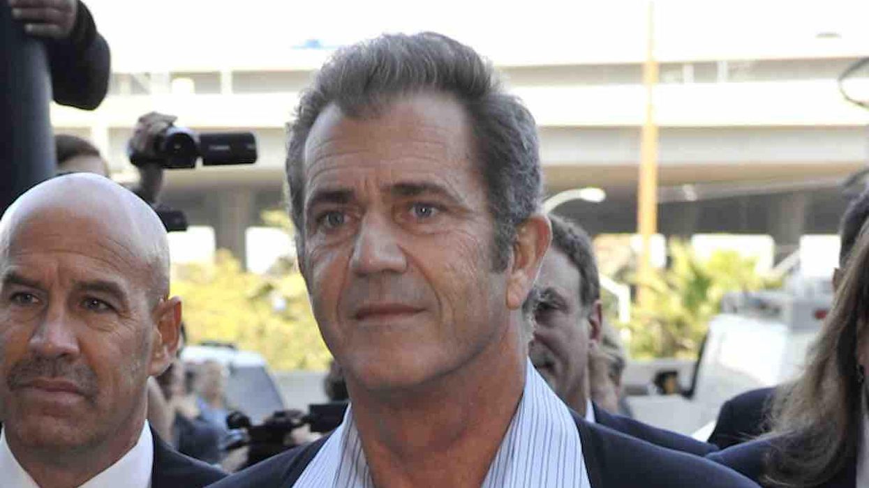 Actor urges Hollywood to 'Cancel Mel Gibson' for being a 'raging anti-Semite' — and gets a cyber spanking for dusting off 'old news,' pushing 'censorship'