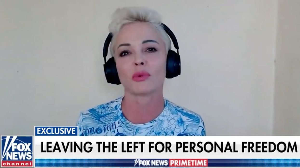 Actress Rose McGowan says Democratic voters are in a ‘deep cult.’ She’d know — she was raised in one.
