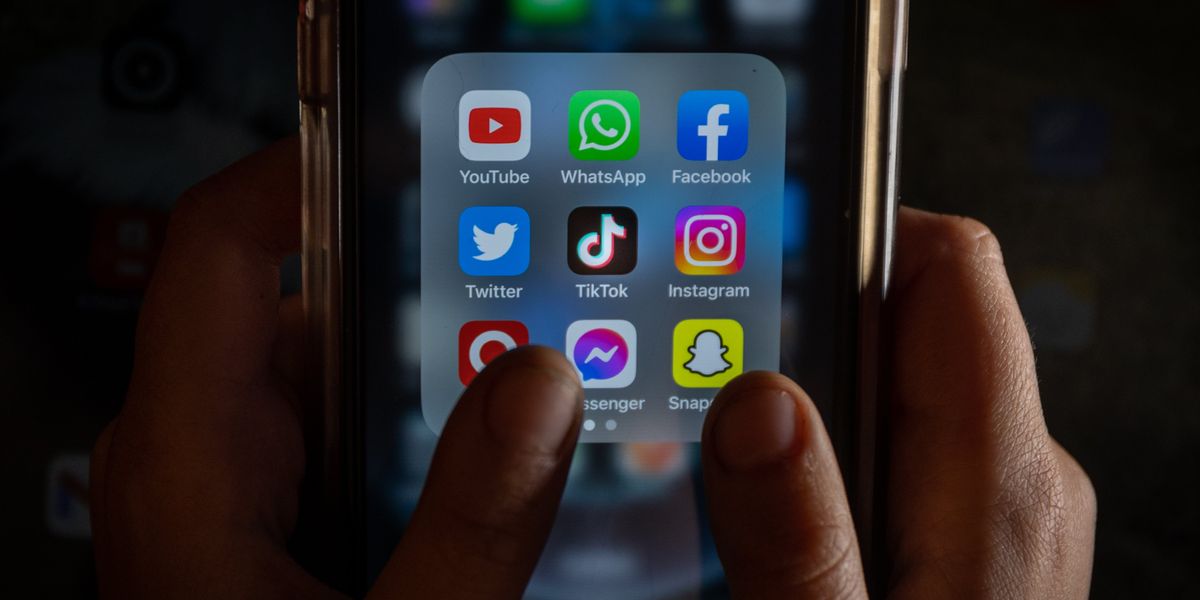 Addicted to fatigue: Why we’re using the internet to trap ourselves in the crystals Addicted to fatigue: Why we’re using the internet to trap ourselves in the crystals