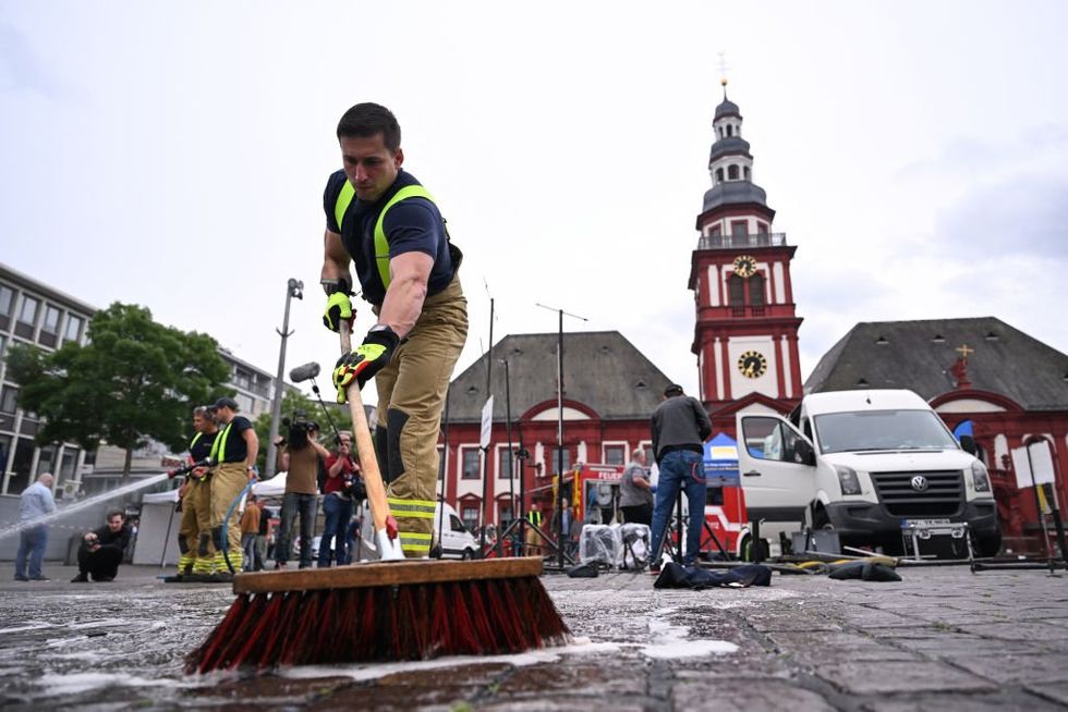 Afghan migrant goes on stabbing spree and butchers cop at anti-jihad rally