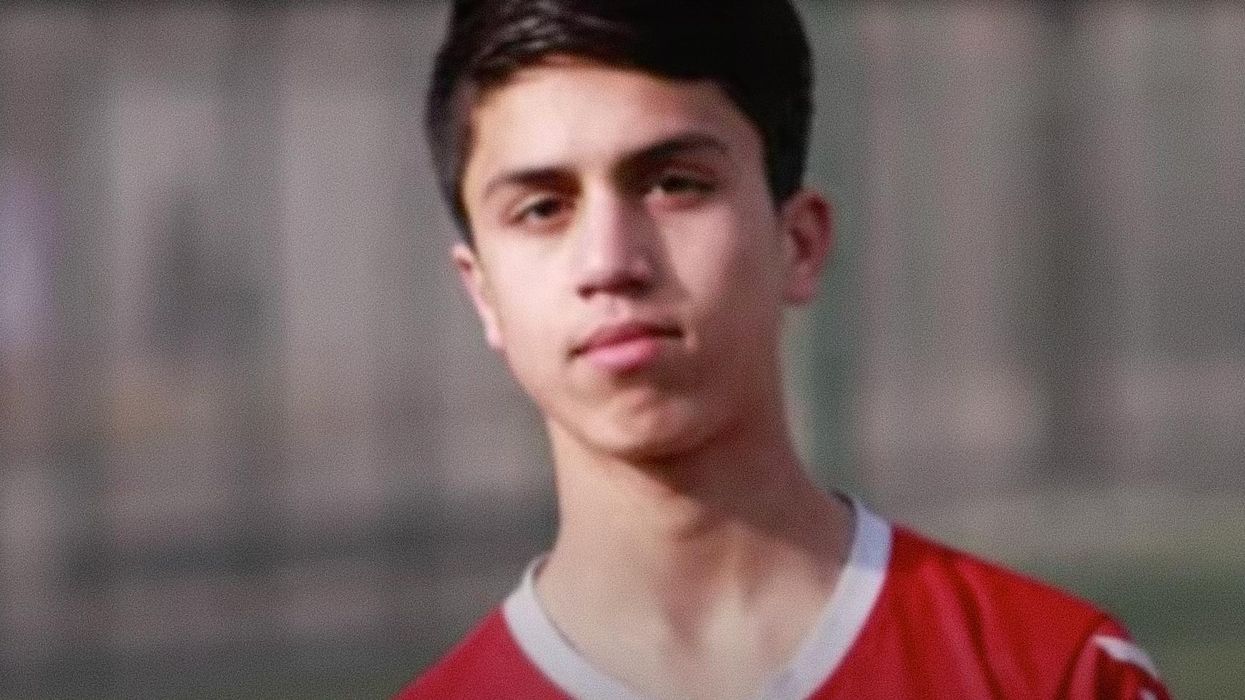 Afghan whose remains were discovered in US plane's landing gear identified as 19-year-old former national soccer player: Report