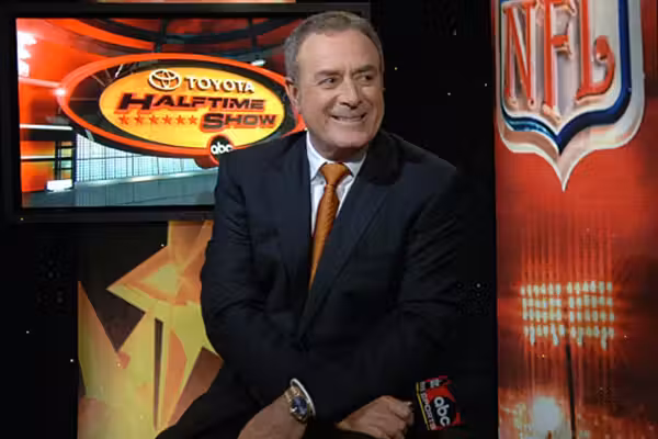 Al Michaels divides NFL fans with Trump jab during 'Thursday Night Football': 'Read the news'