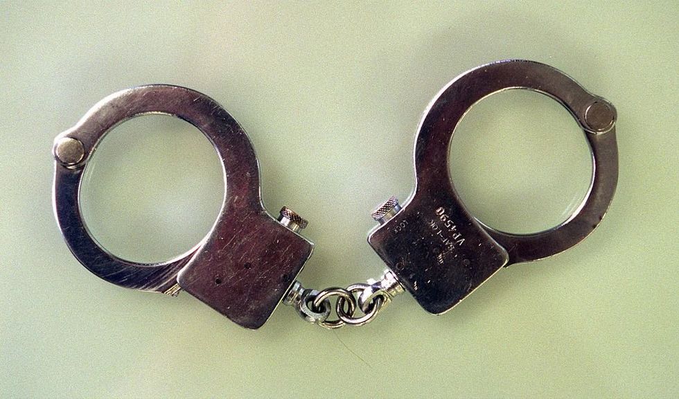 Alabama man sues police‚ claiming he was handcuffed so tightly that his hand had to be amputated