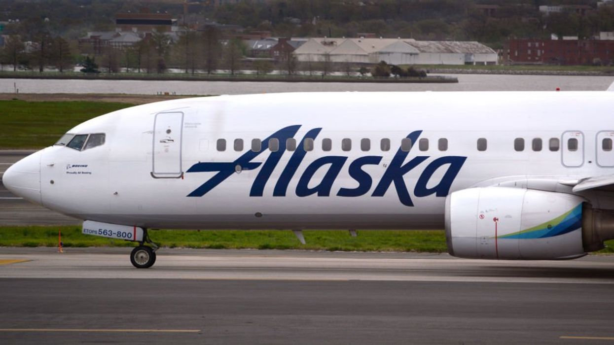 Alaska Airlines flight forced to divert after off-duty pilot tries to shut engines off