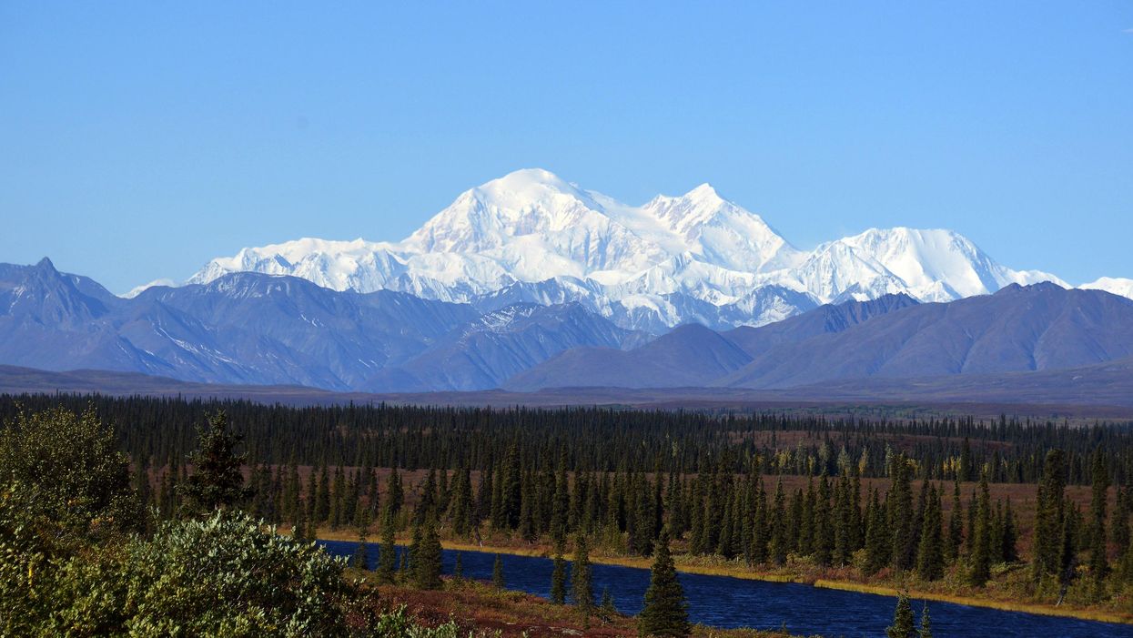 Alaska welcomes police officers who defy vaccine mandates: 'We back the blue'