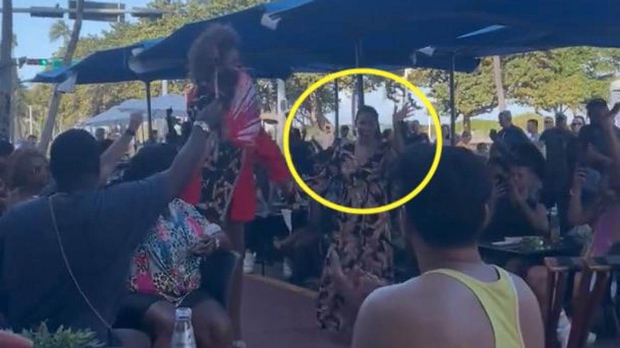 Alexandria Ocasio-Cortez caught maskless at crowded Miami bar: 'You’re a lying hypocrite'