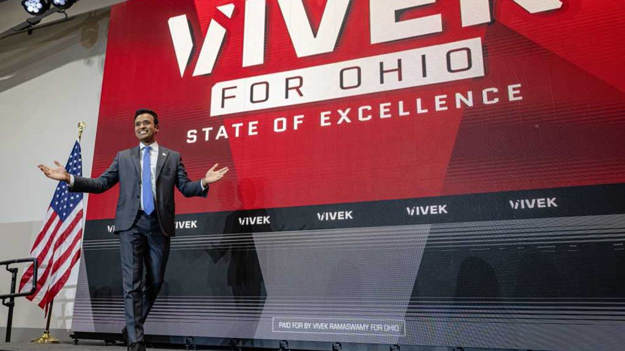 All I want for Christmas is for Vivek Ramaswamy to stop embarrassing the GOP