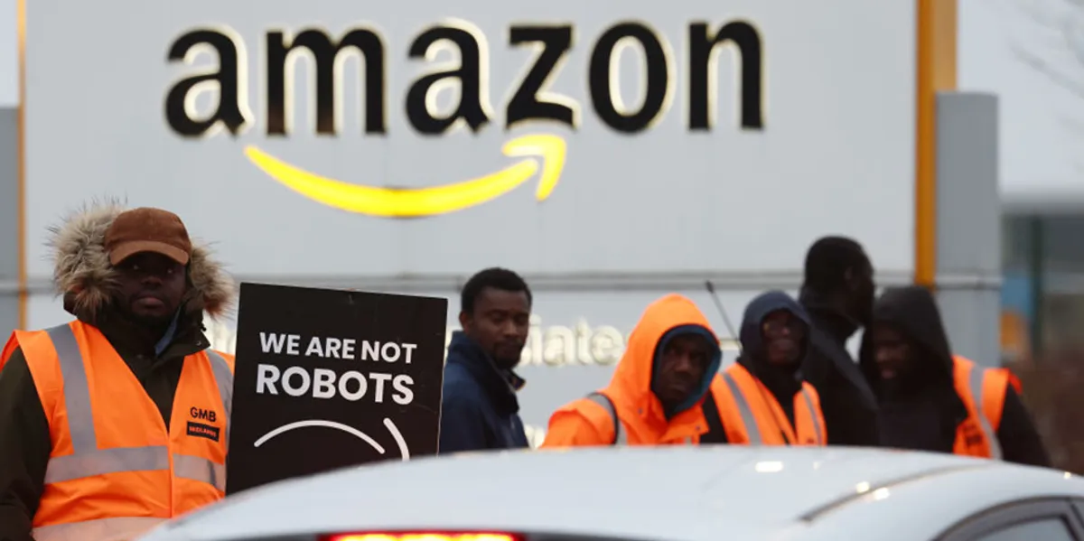 Amazon’s secret strategy to replace 600,000 American workers with robots Amazon’s secret strategy to replace 600,000 American workers with robots