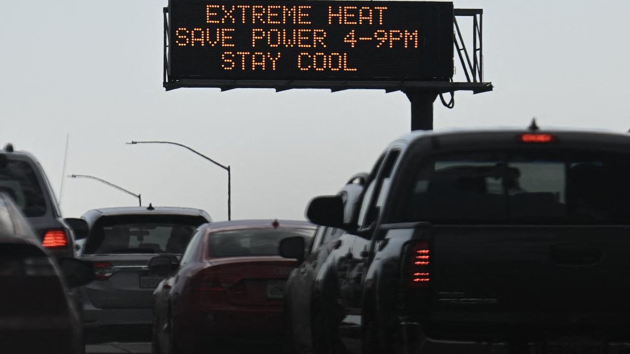 Amid historic heat wave, Los Angeles TV news anchor tweets that 'power just went out' in newsroom. Oil & Gas Workers Association issues perfect response.
