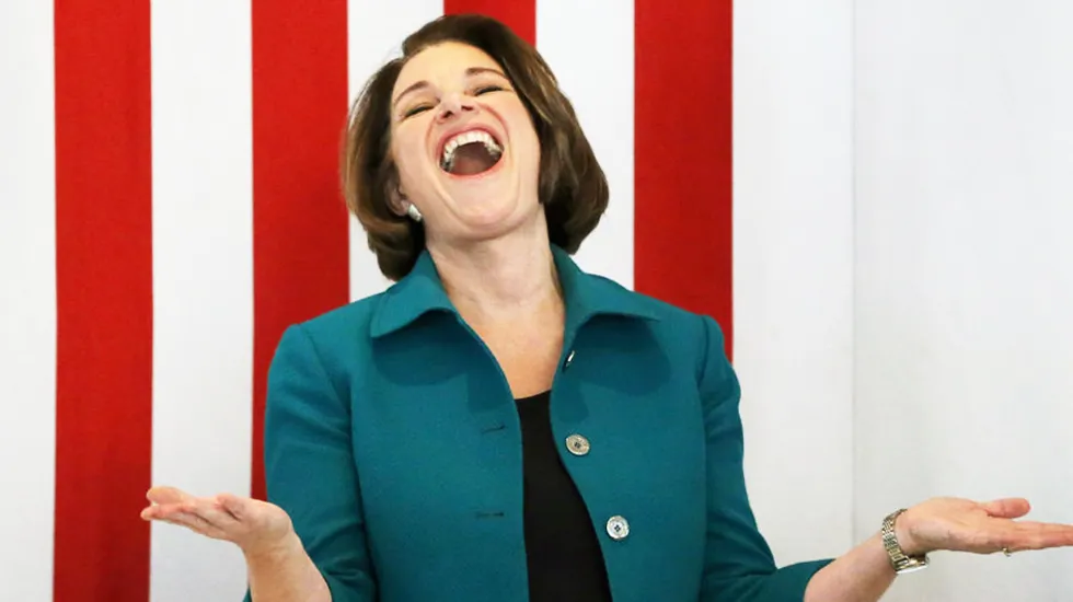 Amy Klobuchar caught (again) doing the same thing over and over