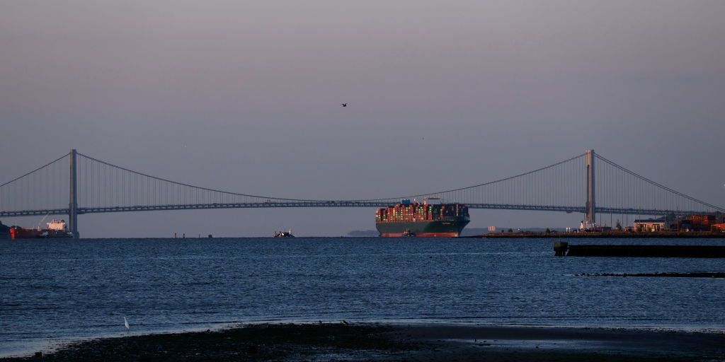 Another massive cargo ship loses control while leaving an American harbor — this time halted before bridge - Vimarsana News