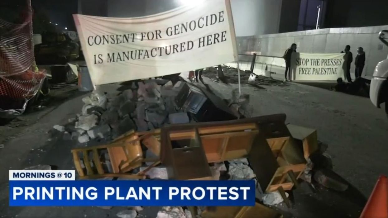 Anti-Israel protesters block New York Times delivery trucks: 'Consent for genocide is manufactured here'