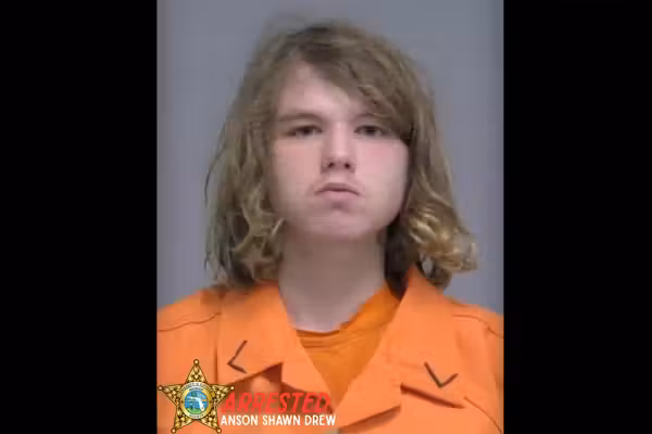 'Anyone who breaks into someone's home should expect to get shot': Gun-toting Florida homeowner takes care of business