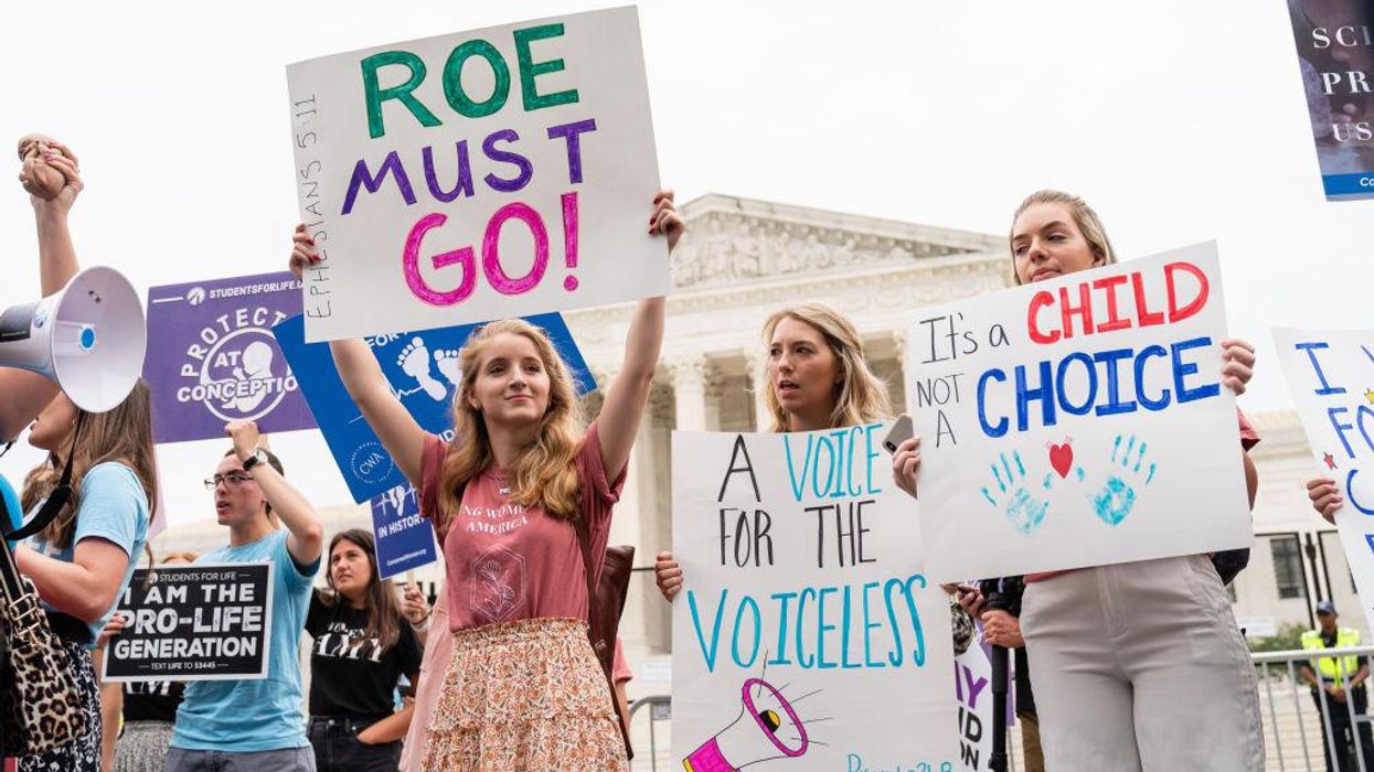 AP issues DIRE warning of pro-lifers wielding 'lawn chairs and a cooler' — ignores pro-choice attacks