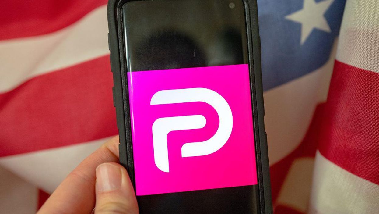 Apple tells GOP lawmakers Parler is approved to come back to its app store