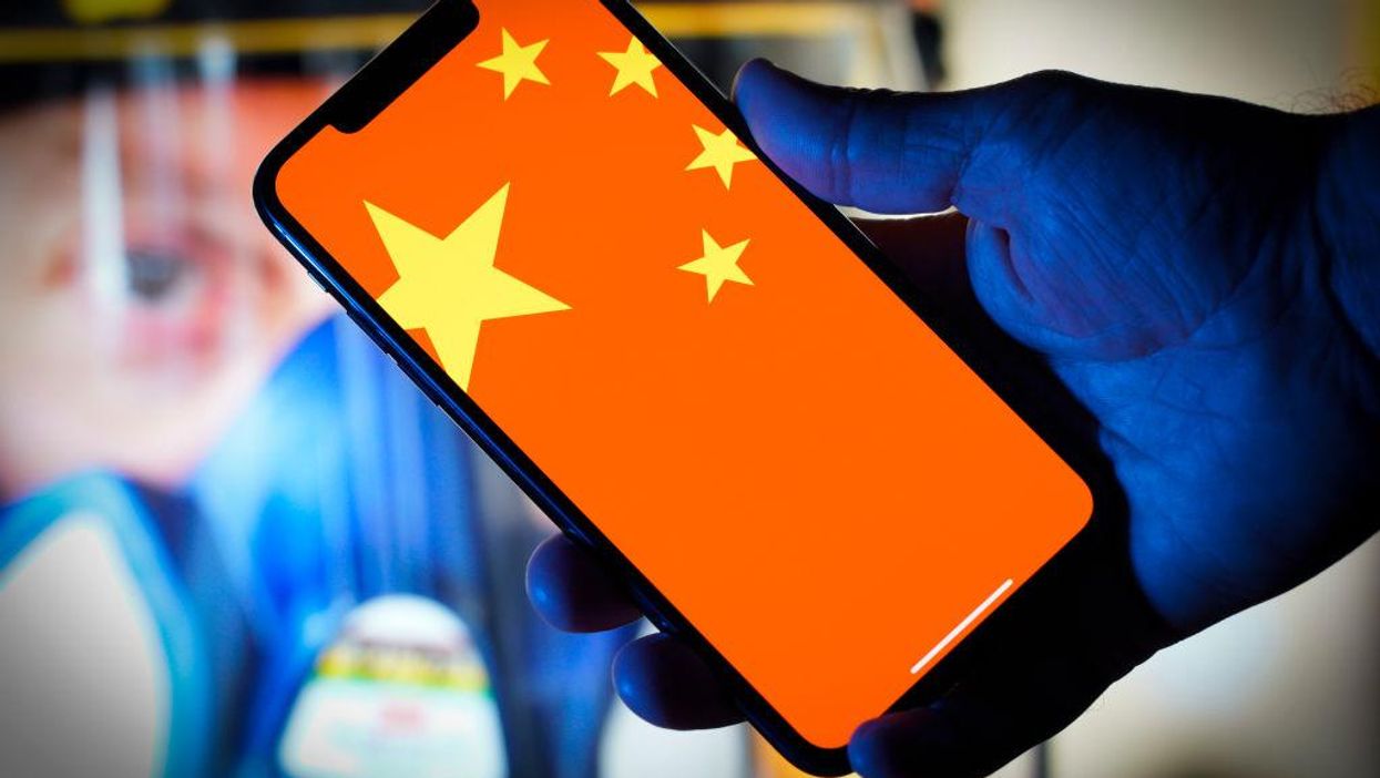 Apple tells Taiwanese suppliers to obey Chinese communist rules