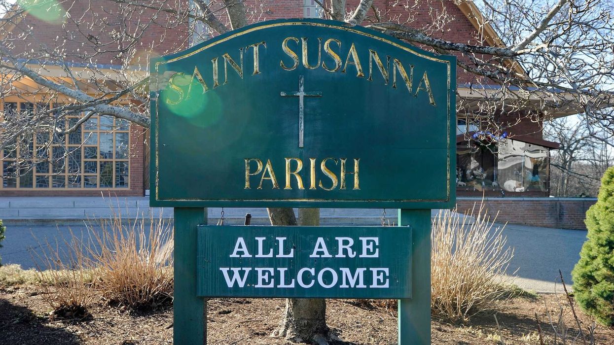 Archdiocese orders removal of church's 'divisive' Nativity display — but church leaders are dragging their feet