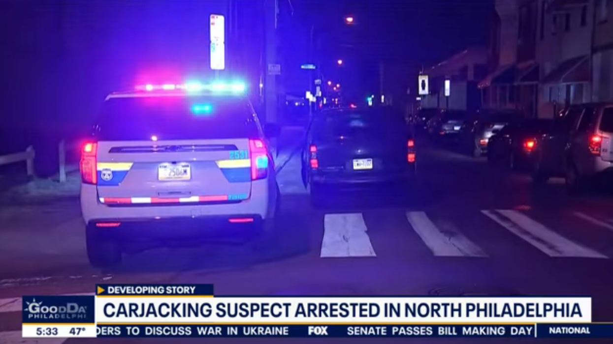Armed carjacker steals minivan with mother, 3 children inside, setting off wild police chase