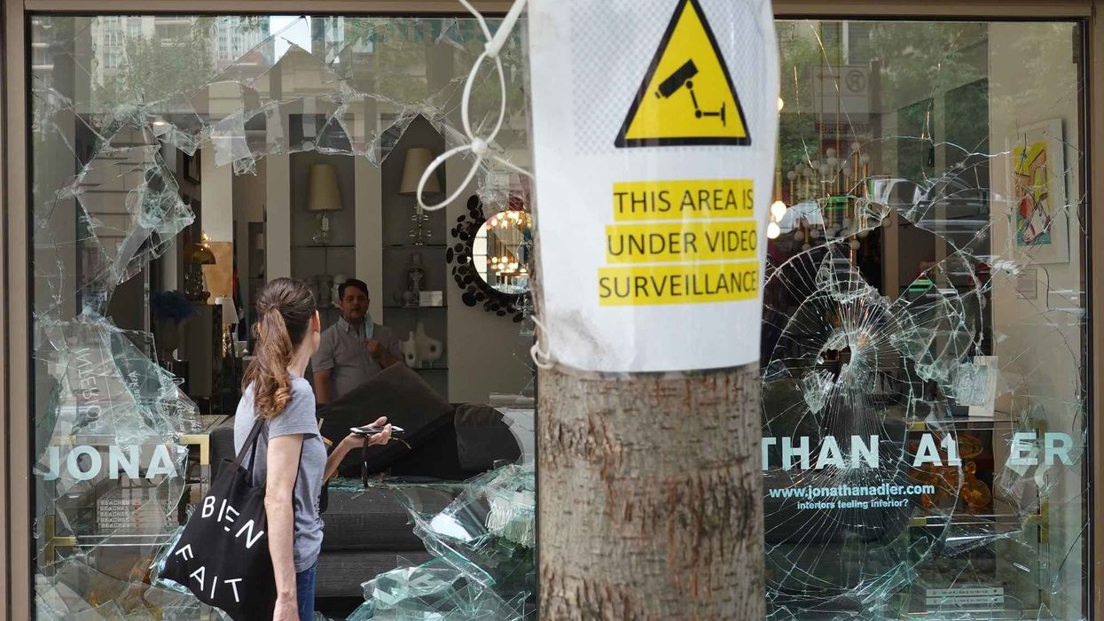 As crime soars, Chicago Police Dept. creates special unit to monitor social media for looting