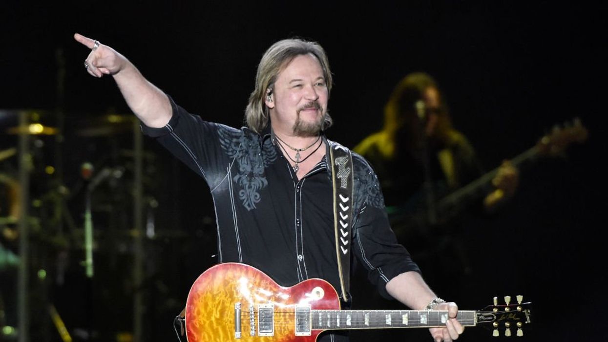 At least 1 Chicago police officer seems to agree with Travis Tritt's boycott of Anheuser-Busch over the company's transgender activism — sparking internal affairs investigation