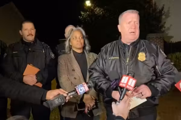 Atlanta homeowner shoots 2 juveniles who were taking packages from his porch, police say