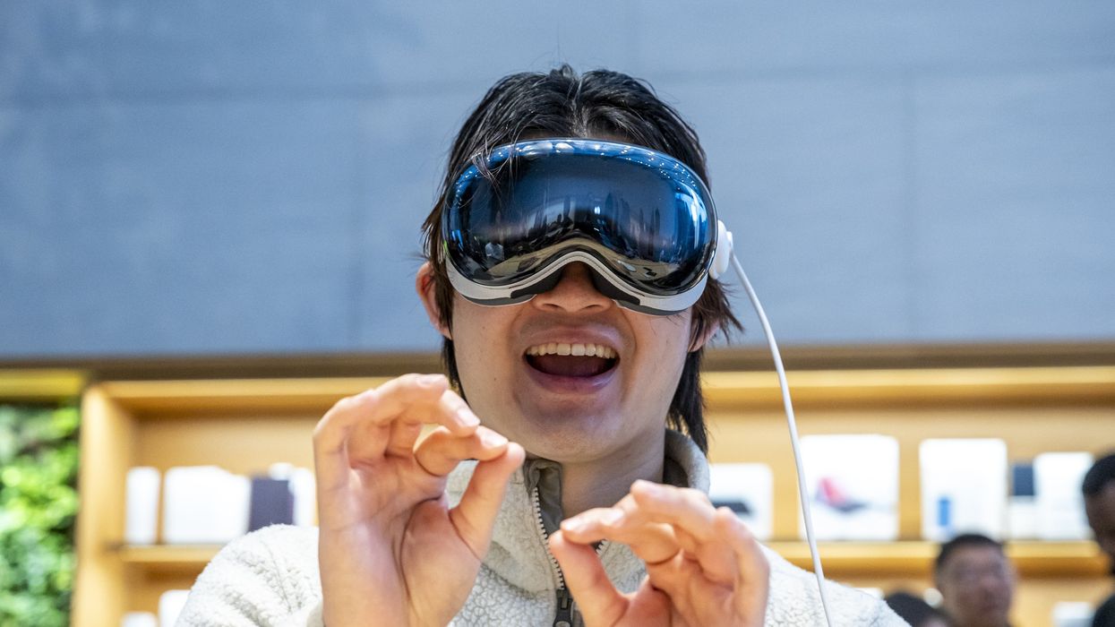 Augmented reality headsets can cause 'lapses in judgments' and 'social absence,' study says