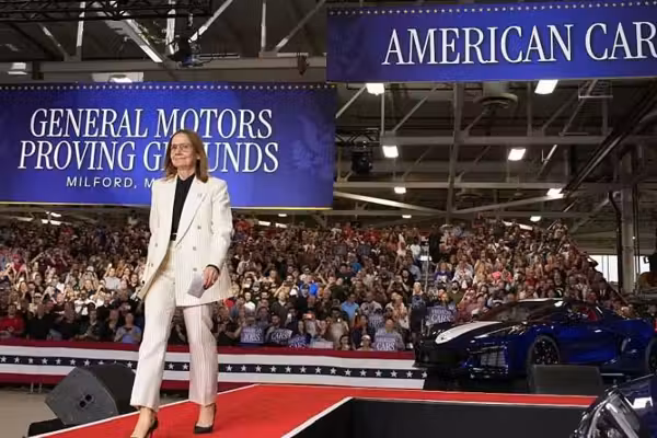 Automakers were ready to kill the gas car. Buyers had other ideas.