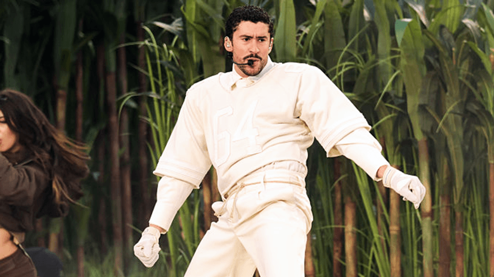 Bad Bunny delivers just 1 line in English during Super Bowl LX halftime show