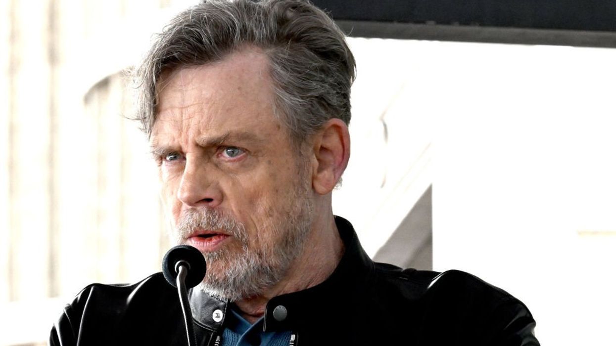 'Ban assault weapons now!' 'Star Wars' legend Mark Hamill cites misleading gun stats while calling for red-flag laws