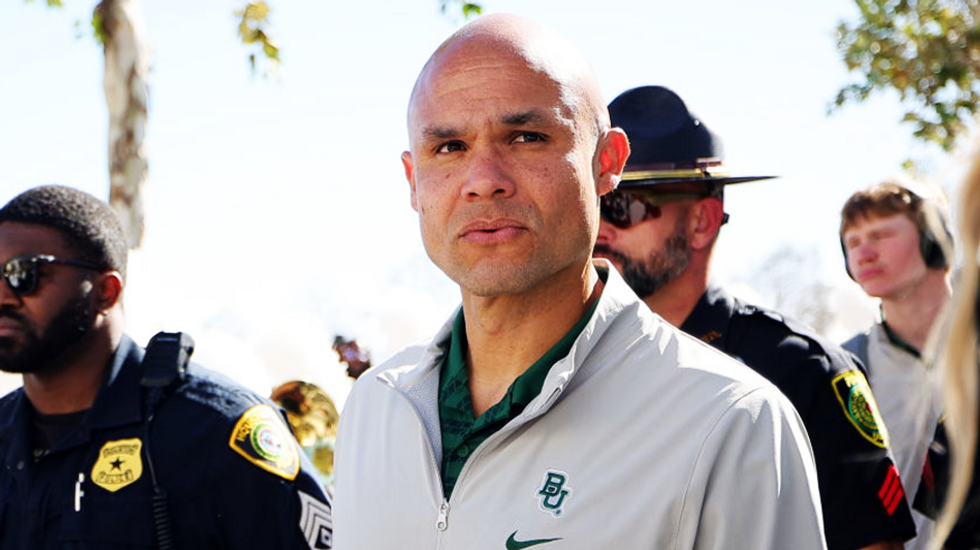 Baylor coach apologizes for quoting ridiculous 'The Wolf of Wall Street' scene: 'One of us! One of us!'