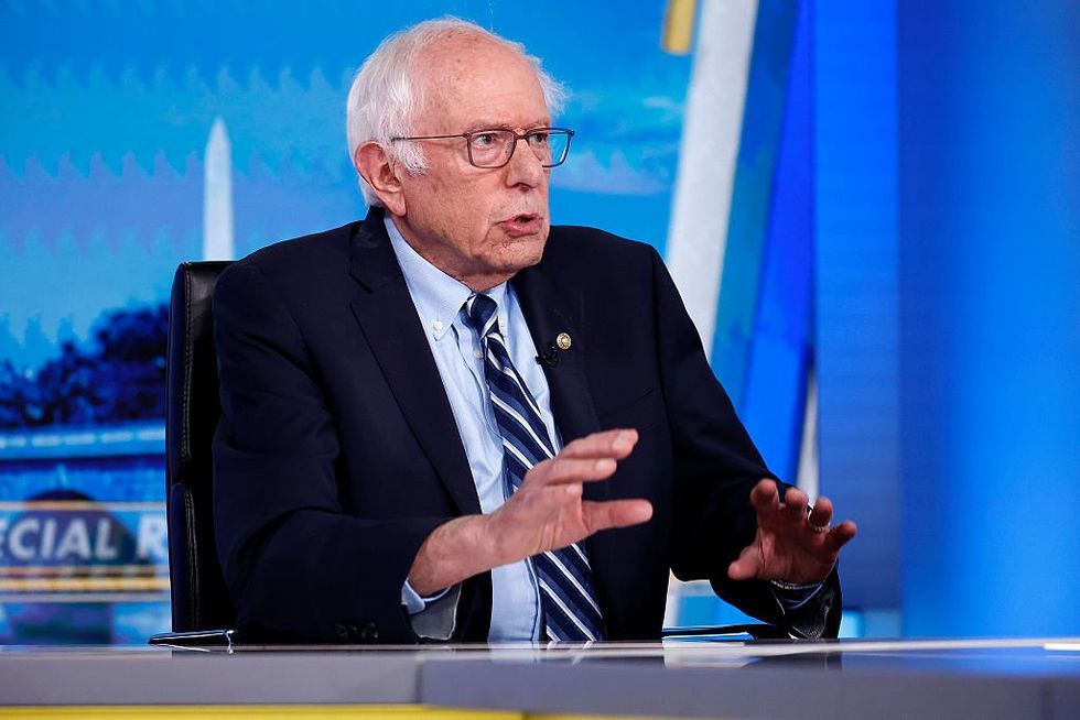 Bernie Sanders unapologetic about private jet use on anti-oligarchy tour