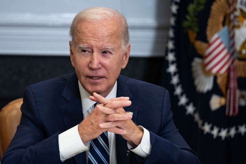 Biden admin secretly flew in 320‚000 'inadmissible' illegal migrants — admits operation creates 'vulnerabilities': Report