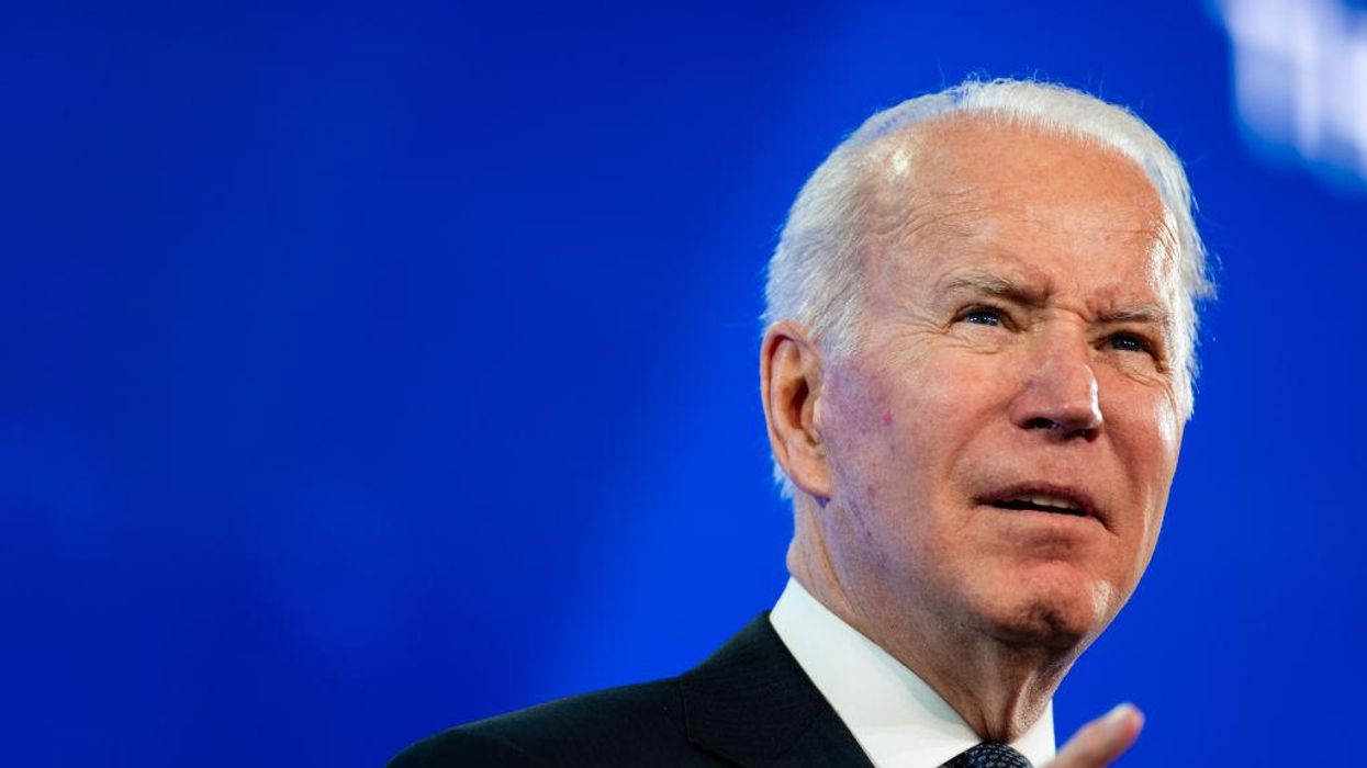Biden admin warns it 'will not be in a position to evacuate US citizens' from Ukraine if Russian invades. Critics compare it to Afghanistan debacle.
