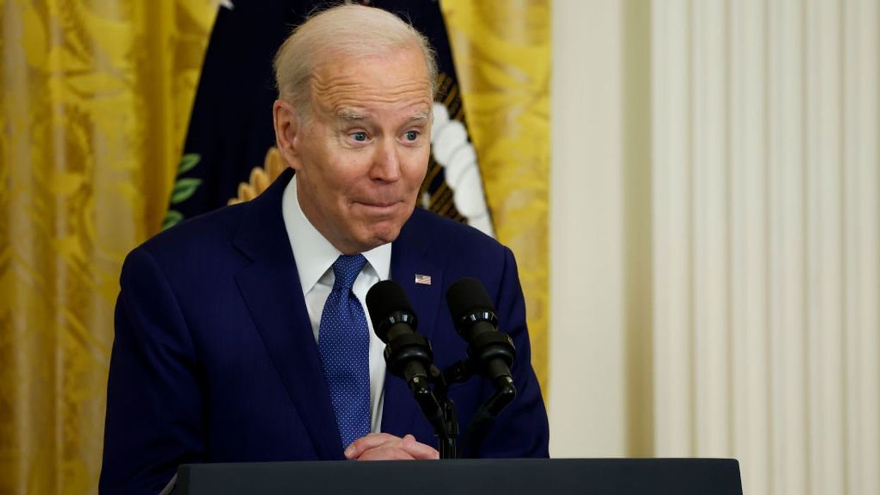 Biden administration to proceed with light bulb ban, advancing 'climate goals'
