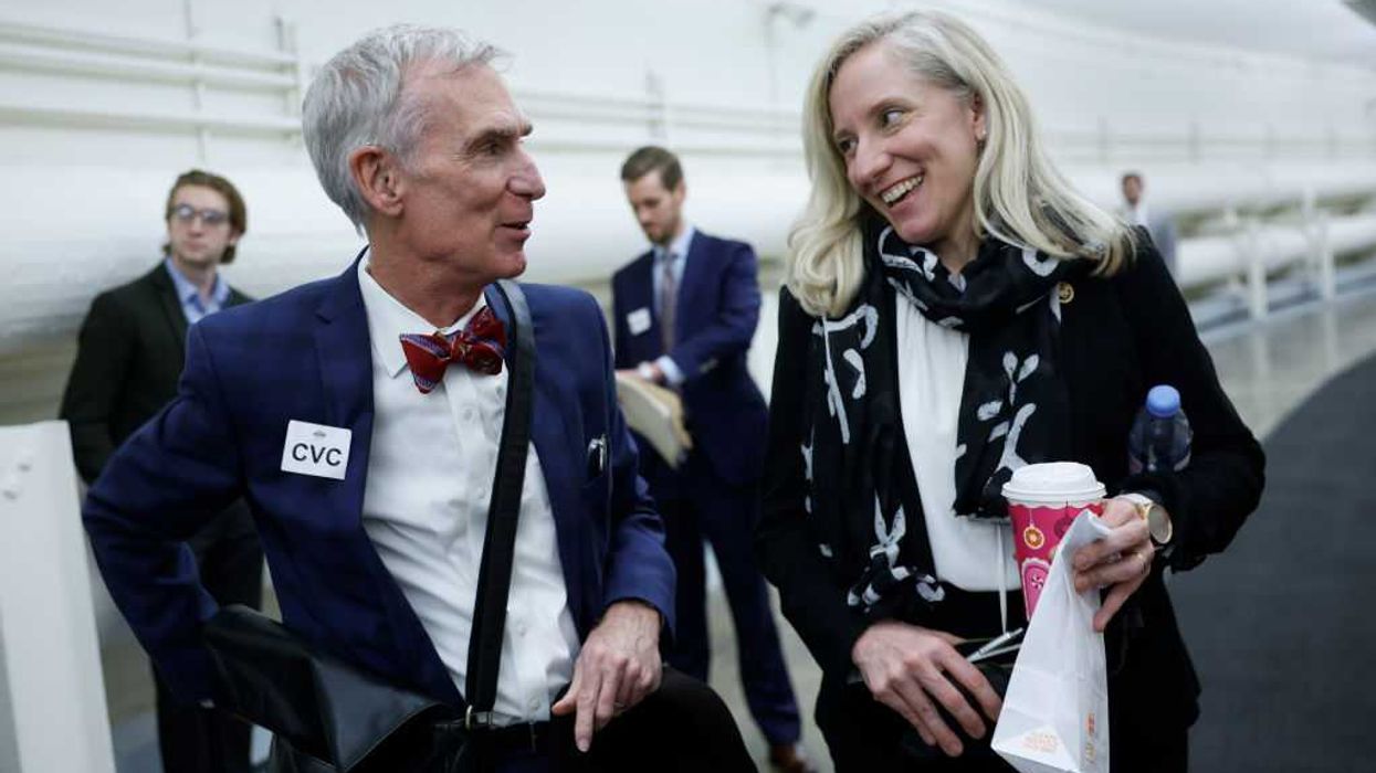 Bill Nye, Pete Buttigieg rally for Democrat who stands by candidate despite wishing death on GOP lawmaker's kids