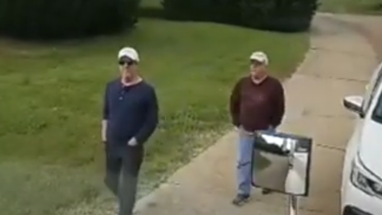 Black delivery driver held in gated community by HOA president demanding he justify his presence