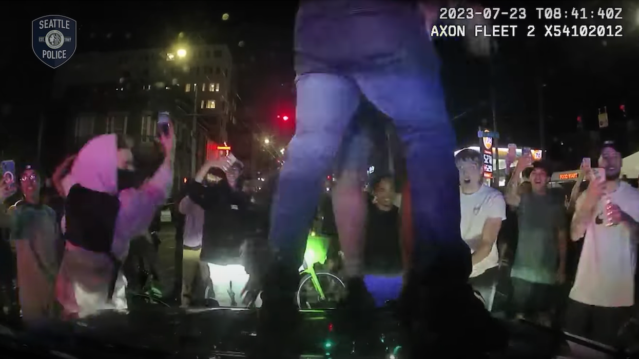 Blaze News original: 10 times cops bowed down to emboldened crooks around them